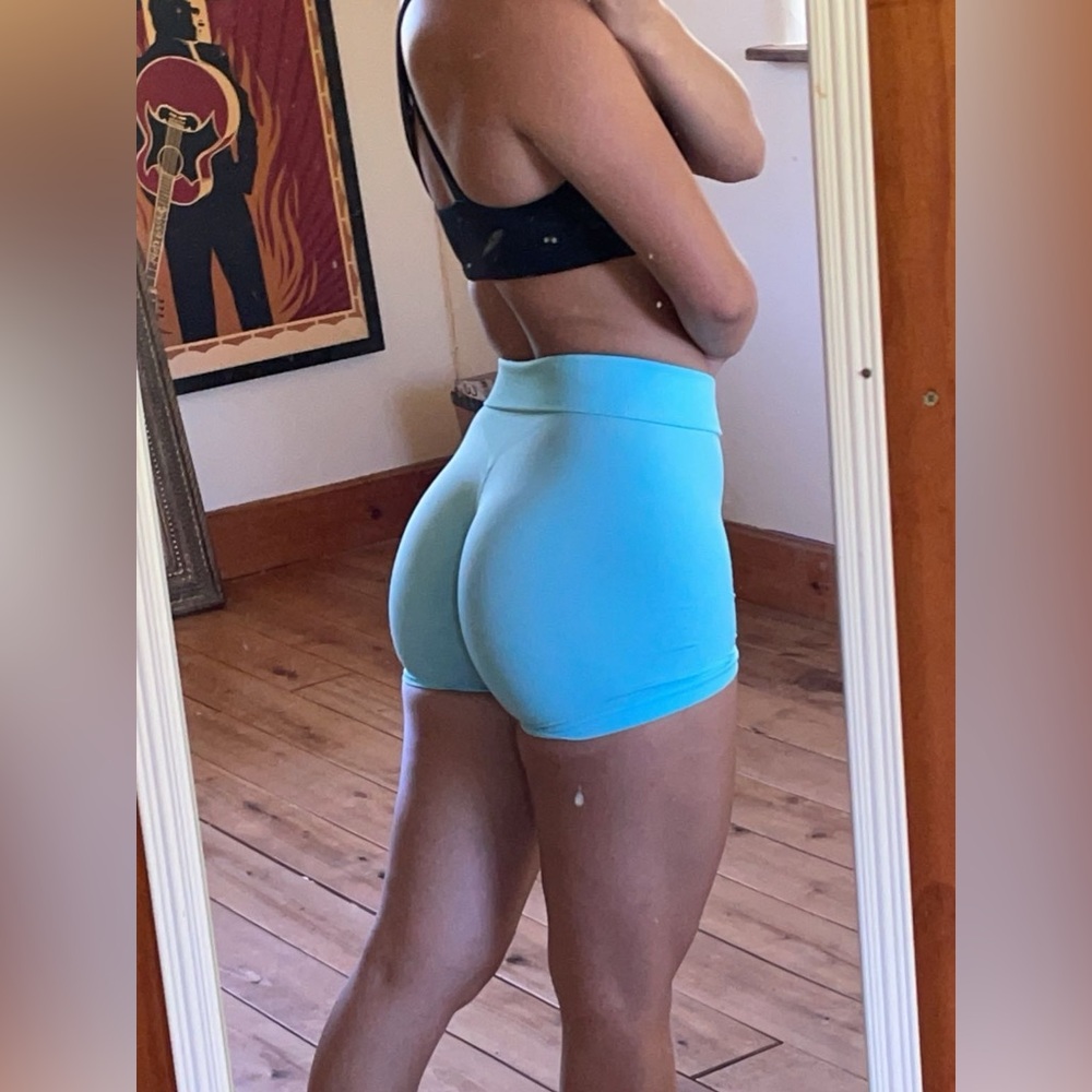 Workout High-Waist Light Blue Bike Shorts